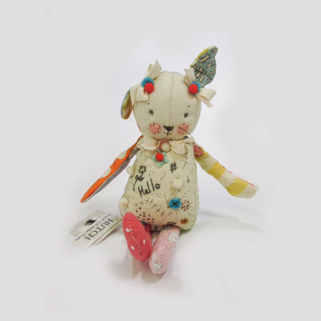 RETIRED - Hutch Studio - Hello Puppy Sitting - One Of A Kind Puppy