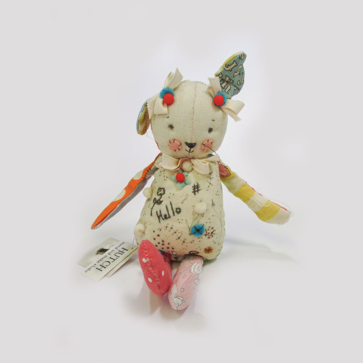 RETIRED - Hutch Studio - Hello Puppy Sitting - One Of A Kind Puppy